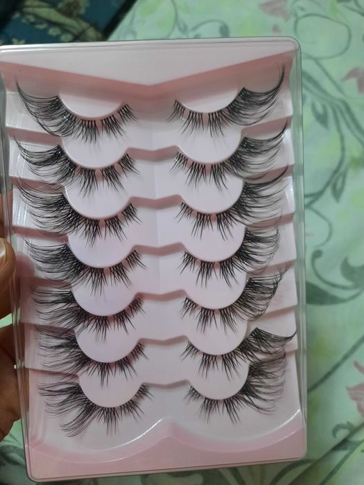 Продам накладные ресницы