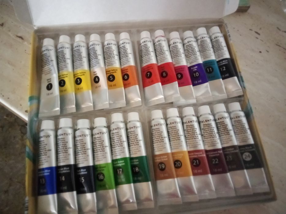 Vand lot desen ..prețul negociabil