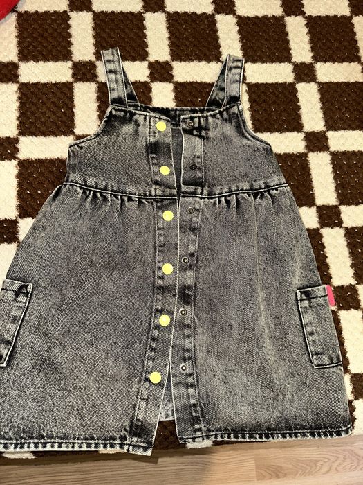 Продам сарафан на рост 110/116