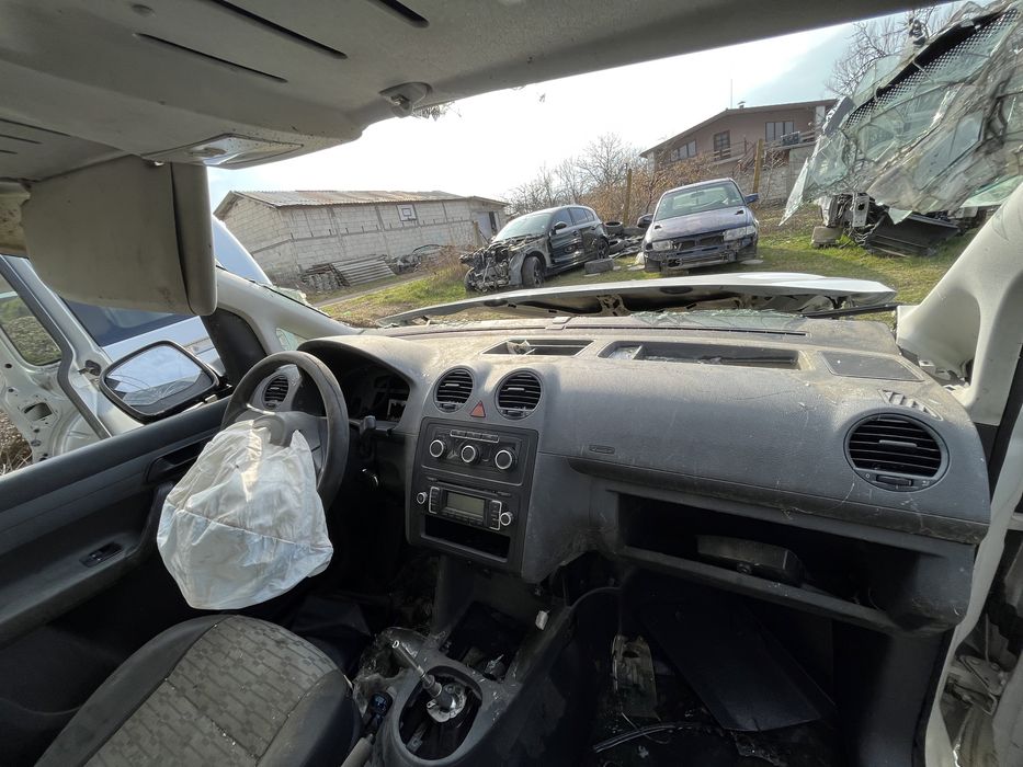 VW Caddy 1.6 TDI 105кс