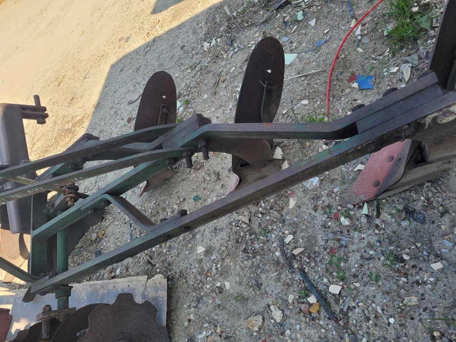 Plug cu 2 si 3 brazde PP3 si alte modele