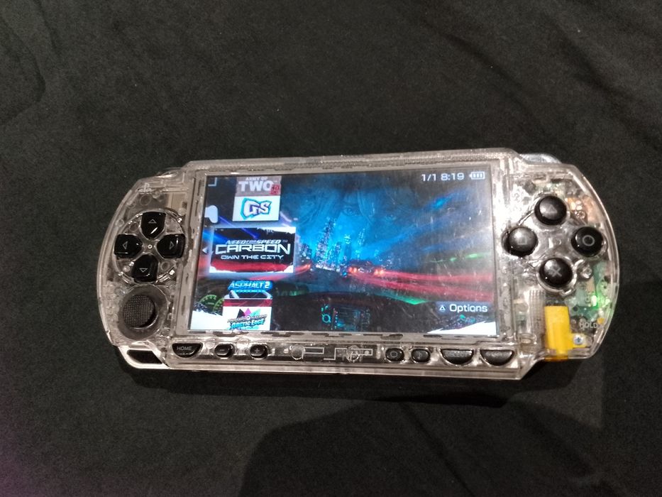 Vând cons. psp sony