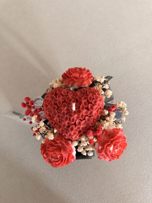 Ръчно изработени свещи