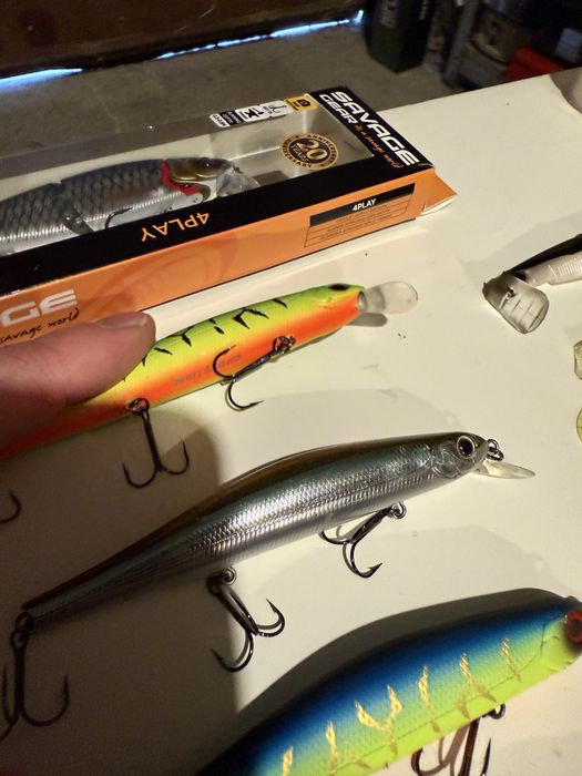 Воблери силикони блесни