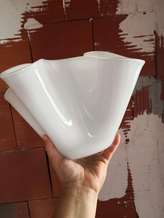 Стъклена ваза Мурано