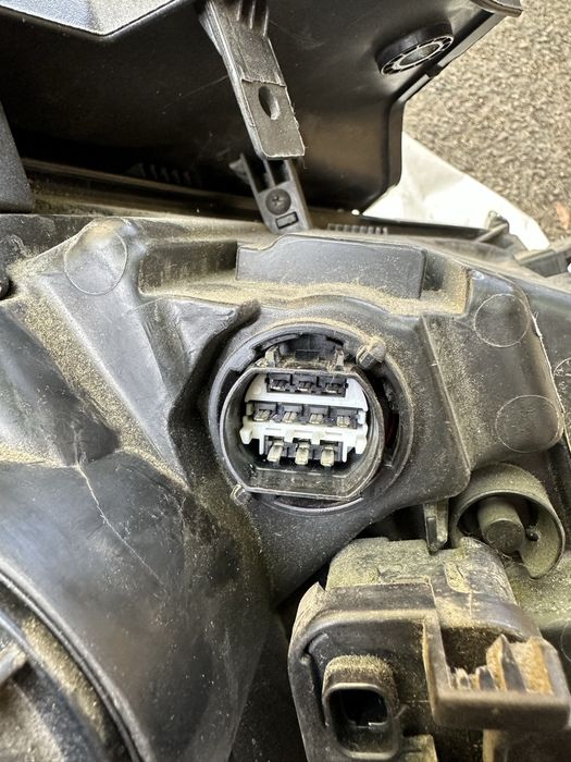 Хундай Соната LF фара