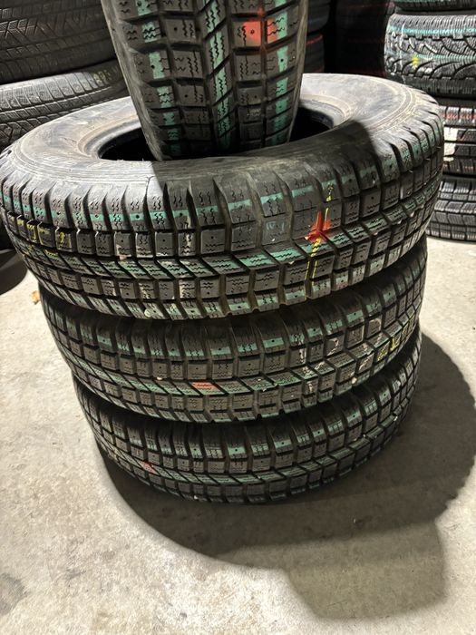 Anvelope 195/80/15 iarna M+S 7mm rover