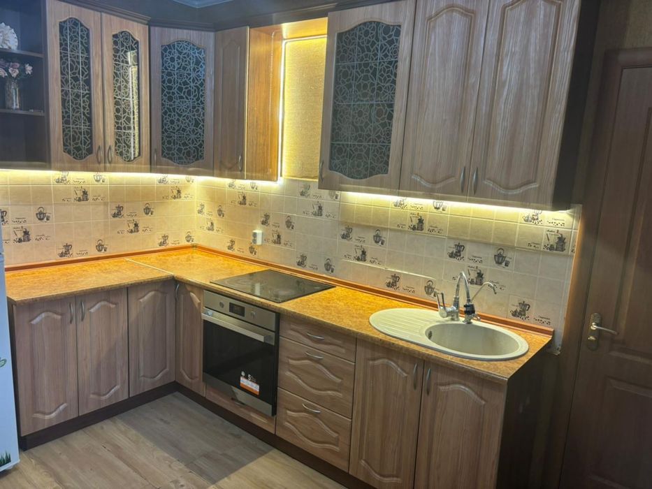 Кухня кухонный гарнитур