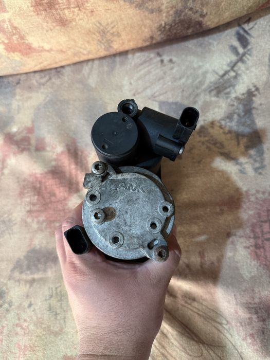 Компресор за s clas w221 airmatic