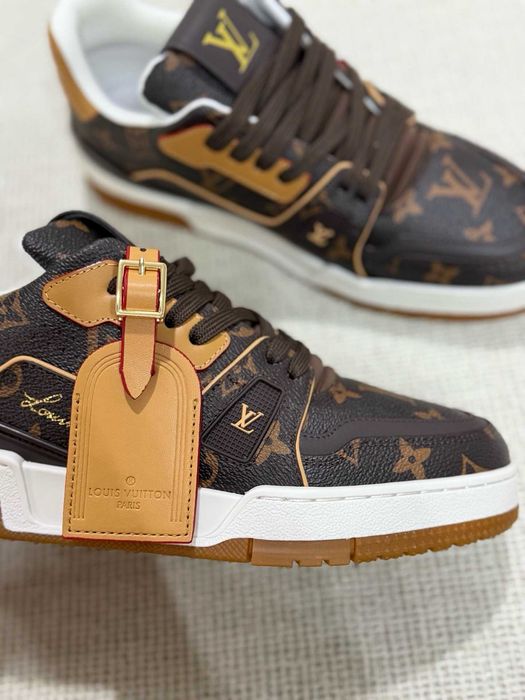 Adidasi Louis Vuitton Trainer Premium