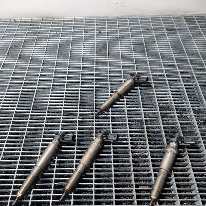 Injector Nissan X - Trail T31 2.0 2007 - 2013 150CP M9R Euro4 (1469) Diesel 0445115022