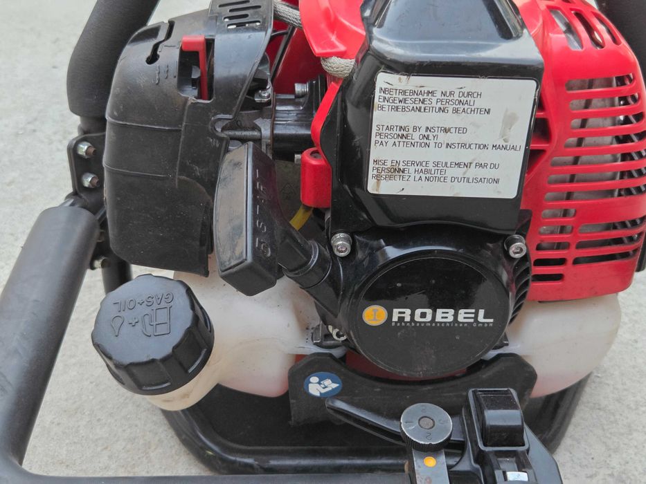 Robel Bahnbaumaschinen– бензинов ударен гайковерт за ЖП инфраструктура