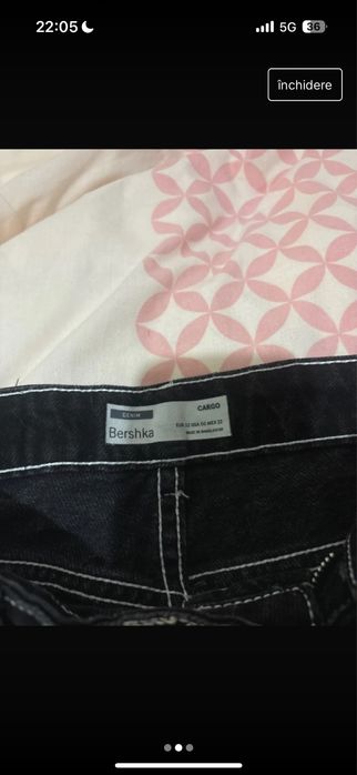 blugi negri cargo Bershka