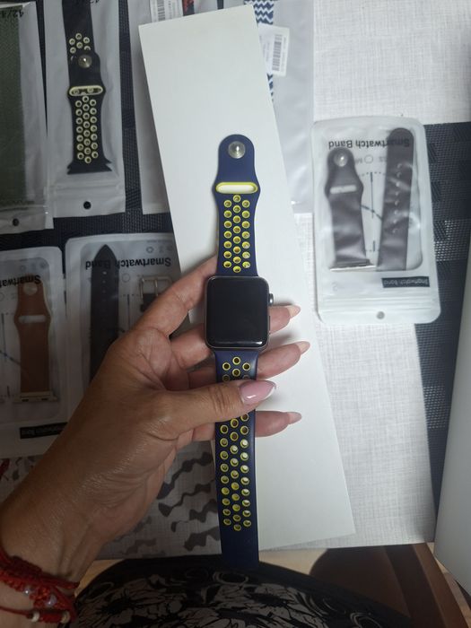 Часовник  Apple Watch Series 3