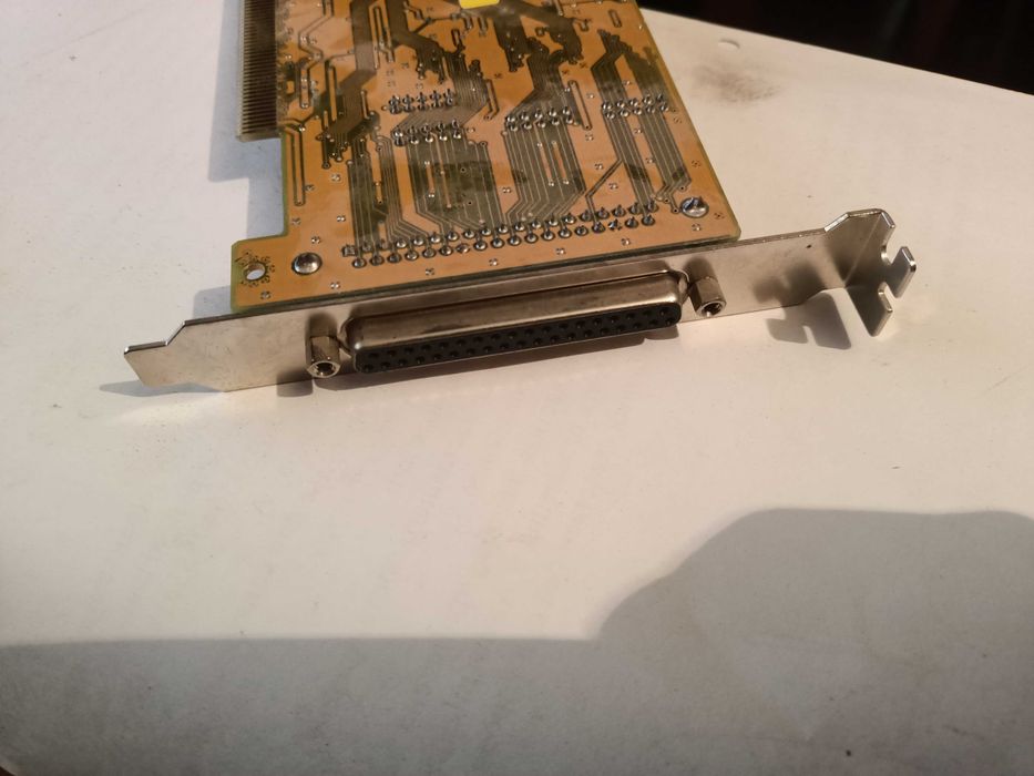 Продам мультипортовую плату расширения PCI для интерфейсов RS-232.