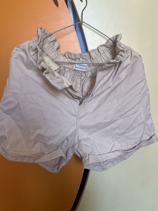 Дамски Къси панталони.