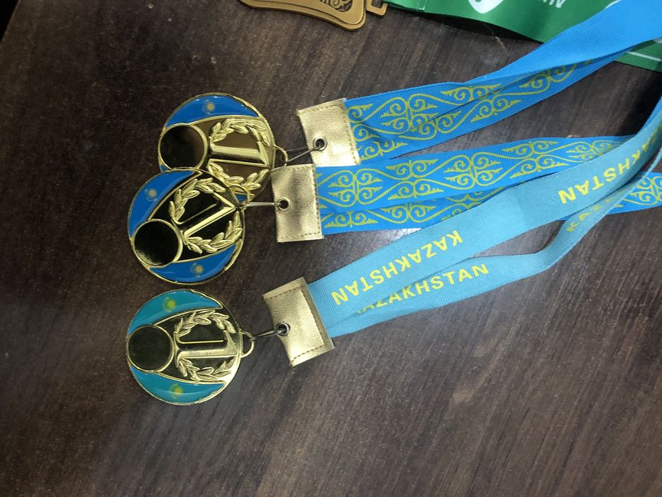 Медали есть на 1е место