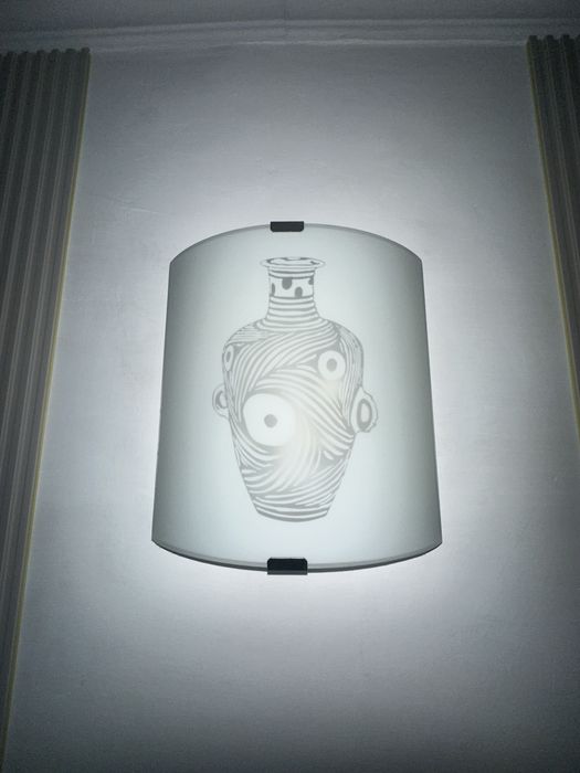 Светильник настенный!