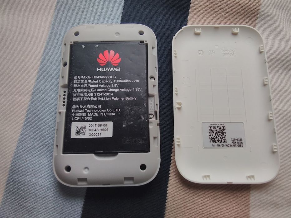 високоскоростнна 4G LTE бисквитка рутер за сим карти на Виваком