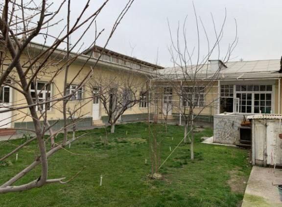 Дом в центре города