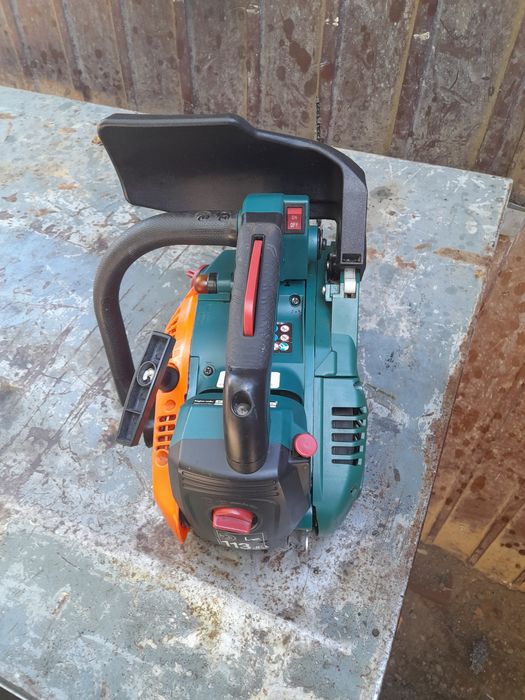 Vând drujbă parkside