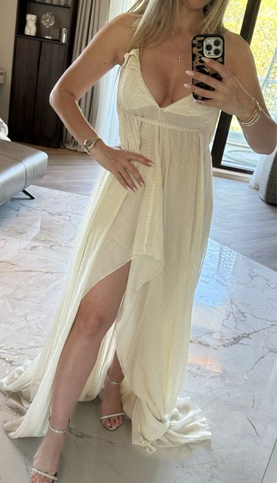 Vand rochie de vara cu trena