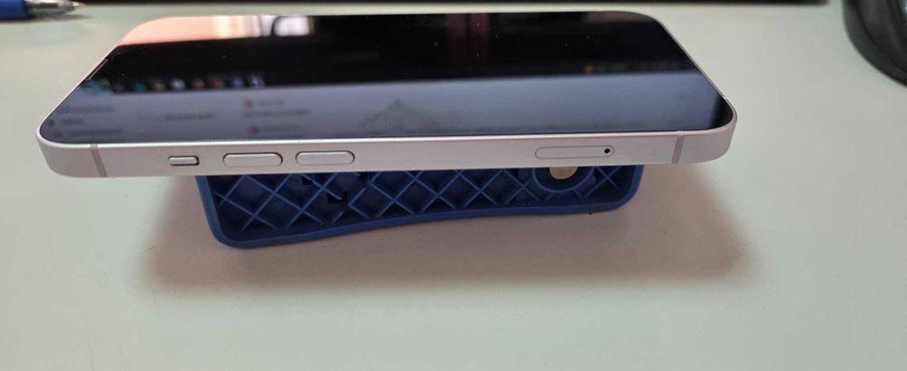 iPhone 14 - 256gb.