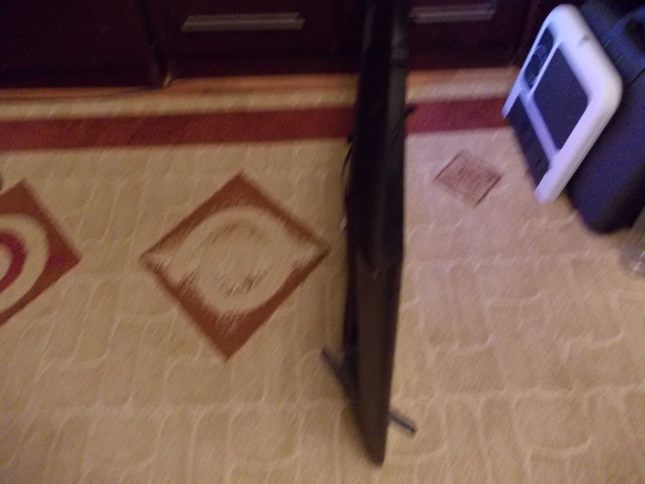 Televizoare Led 24”61cm si 50”/ 127cm si cu tub de 37 si 55 cm si suport colivie sau Tv