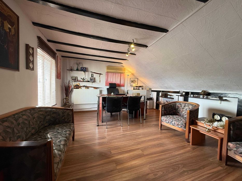 Apartament in vila - Central - Fara risc !