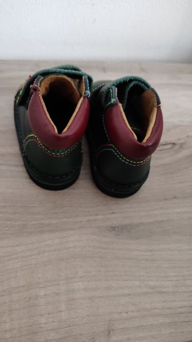 Pantofi din piele, mãrime 18