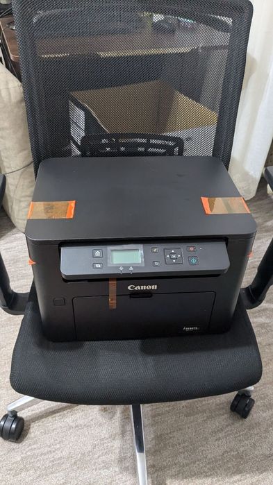 Canon m112 3 vadnom.