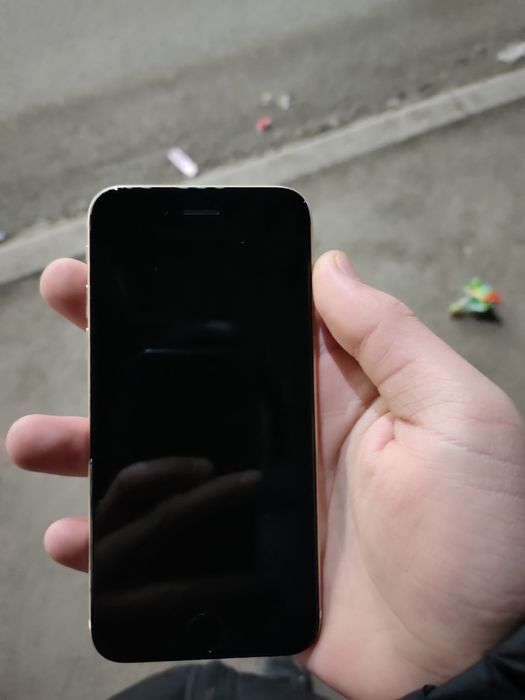 Продам телефон iphone 6