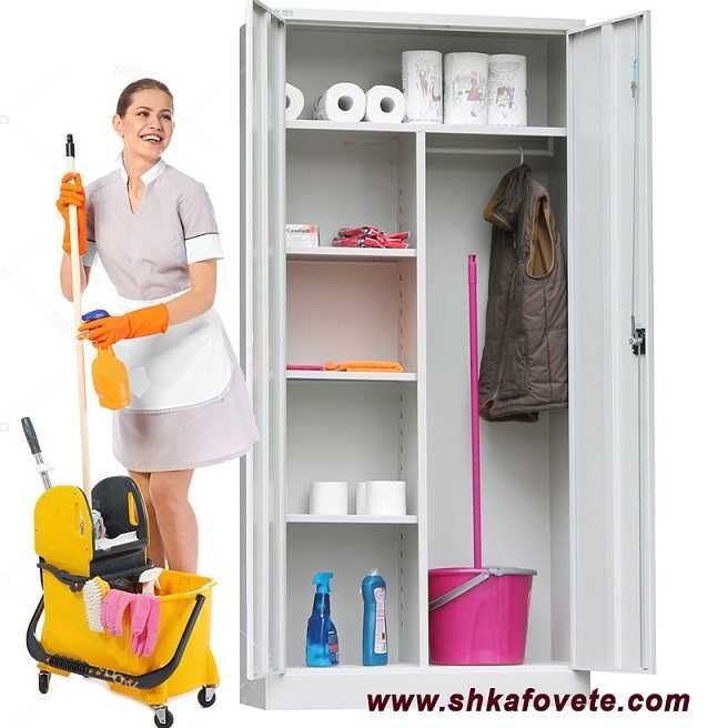 Метален шкаф за санитарни материали и препарати