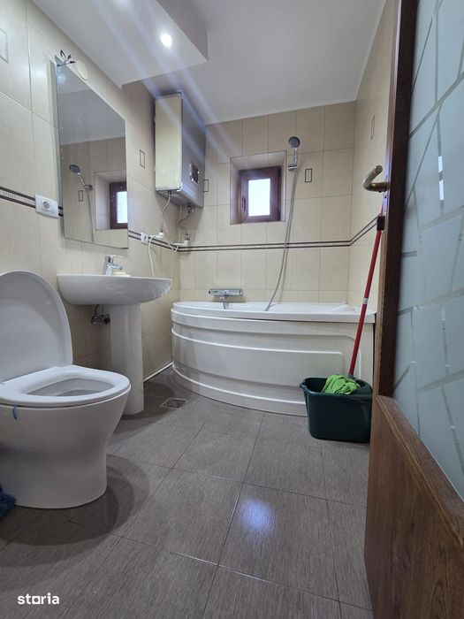 Inchiriez APARTAMENT 2 CAMERE - cartier E3