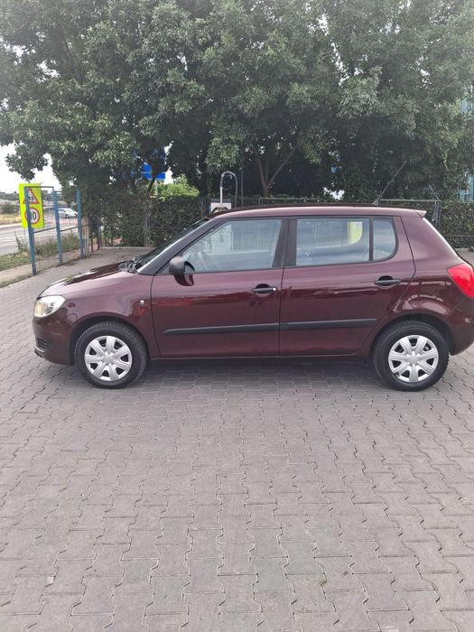 SKODA Fabia 2011 — imagine 3