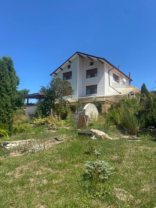 Продава се Къща в с. Горочевци, Област Перник - 290 кв.м за 518 €/кв.м - Снимка #1