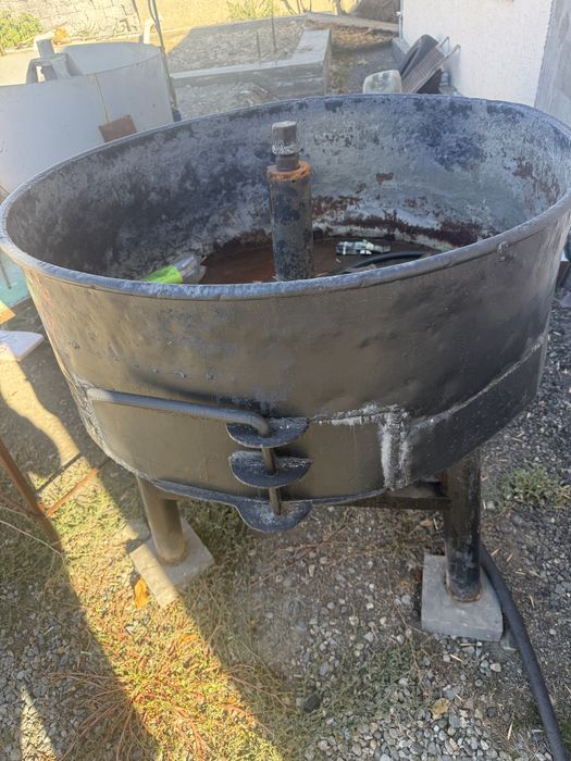 Продам бетономешалку