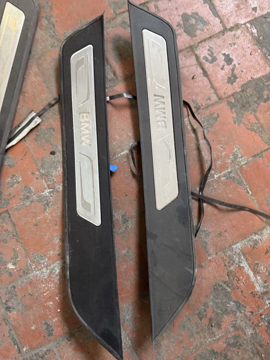 Светещи лаисни прагове за бмв ф10 ф11