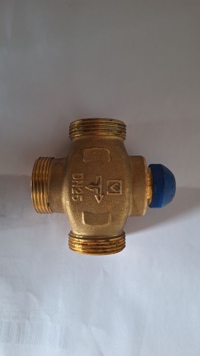 Vana deviație și robinet termostatic