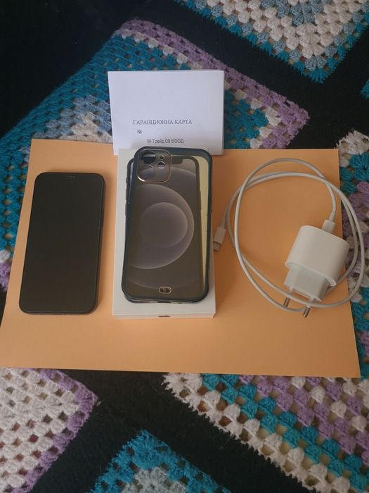 IPhone 12 mini черен