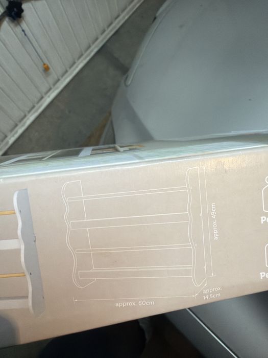 Рафт за детска стая чисто нов