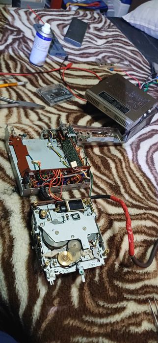 casetofon auto 1978 servisat comenzi lijere sunet excelent de bun