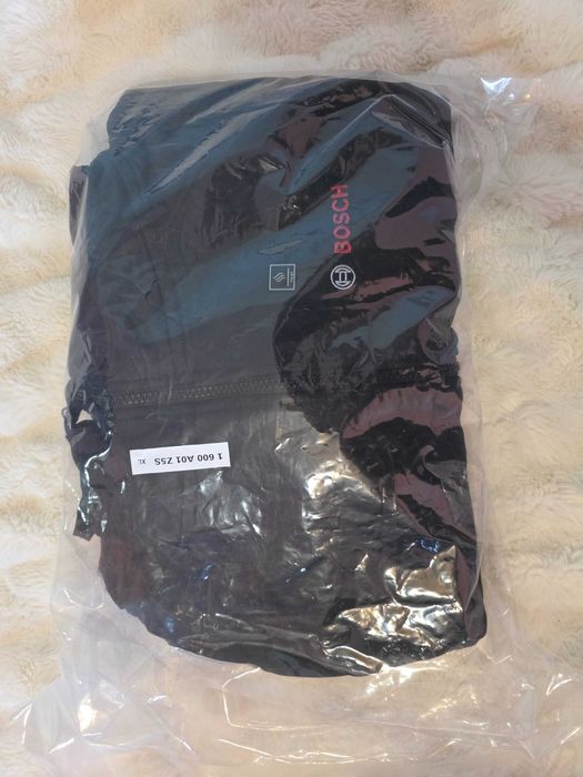 Bosch GHJ 12+18V XA jacheta cu incalzire M + GAA 12V-21