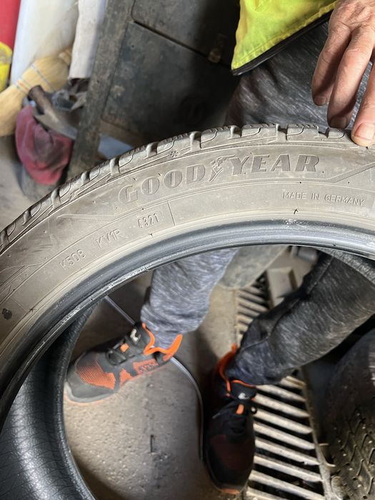 Vand cauciucuri iarna BMW X4