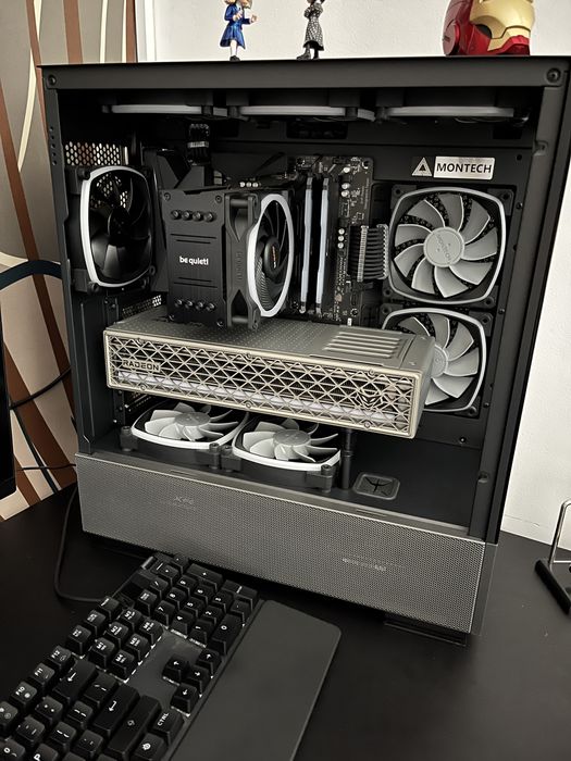 Gigabyte B550 Aorus Elite V2 +  Procesor  AMD Ryzen 5 5600x