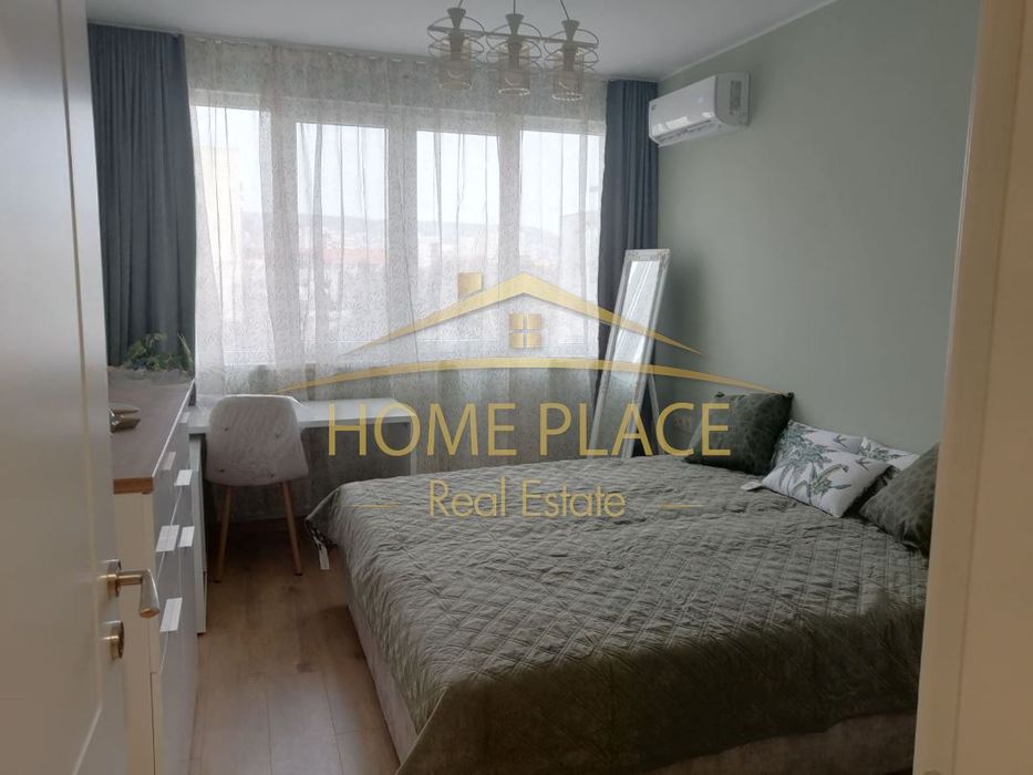 Тристаен апартамент, тухла, старо строителство – след основен ремонт,