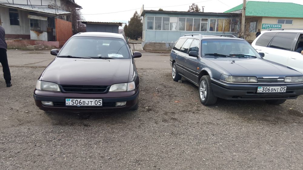 Продам Тойота Карина е