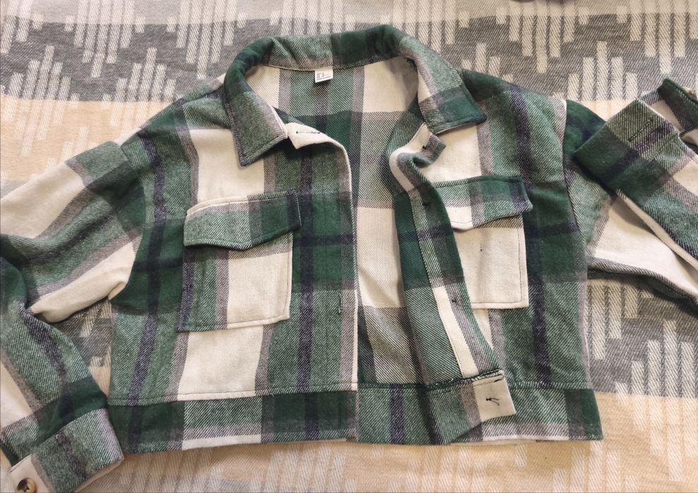 Ново! Късо дамско яке размер М