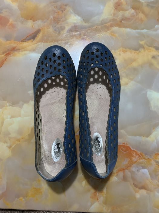 Обувки,тъмносини от естествена кожа