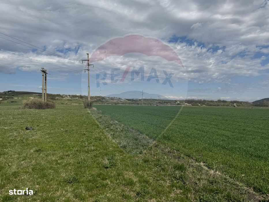 Teren cu potential industrial Luna de Jos, Dabaca